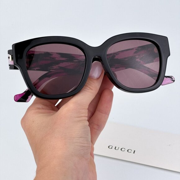 Gucci GG1550SK 004 BRAND NEW Sunglasses Black Red Women Square - Picture 1 of 13